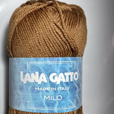 Lana Gatto Milo 27